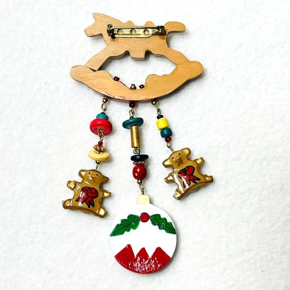 Vintage Hand Painted Christmas Brooch - Picture 5 of 6